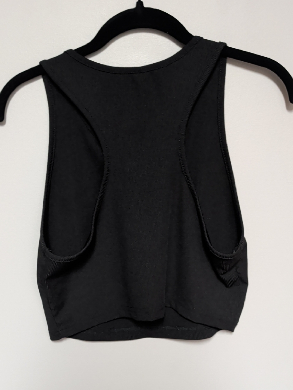 SHEIN Black Ribbed Cropped Tank - Picture 5 of 6